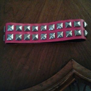 Vintage three stars studded  hot pink chok bracelet